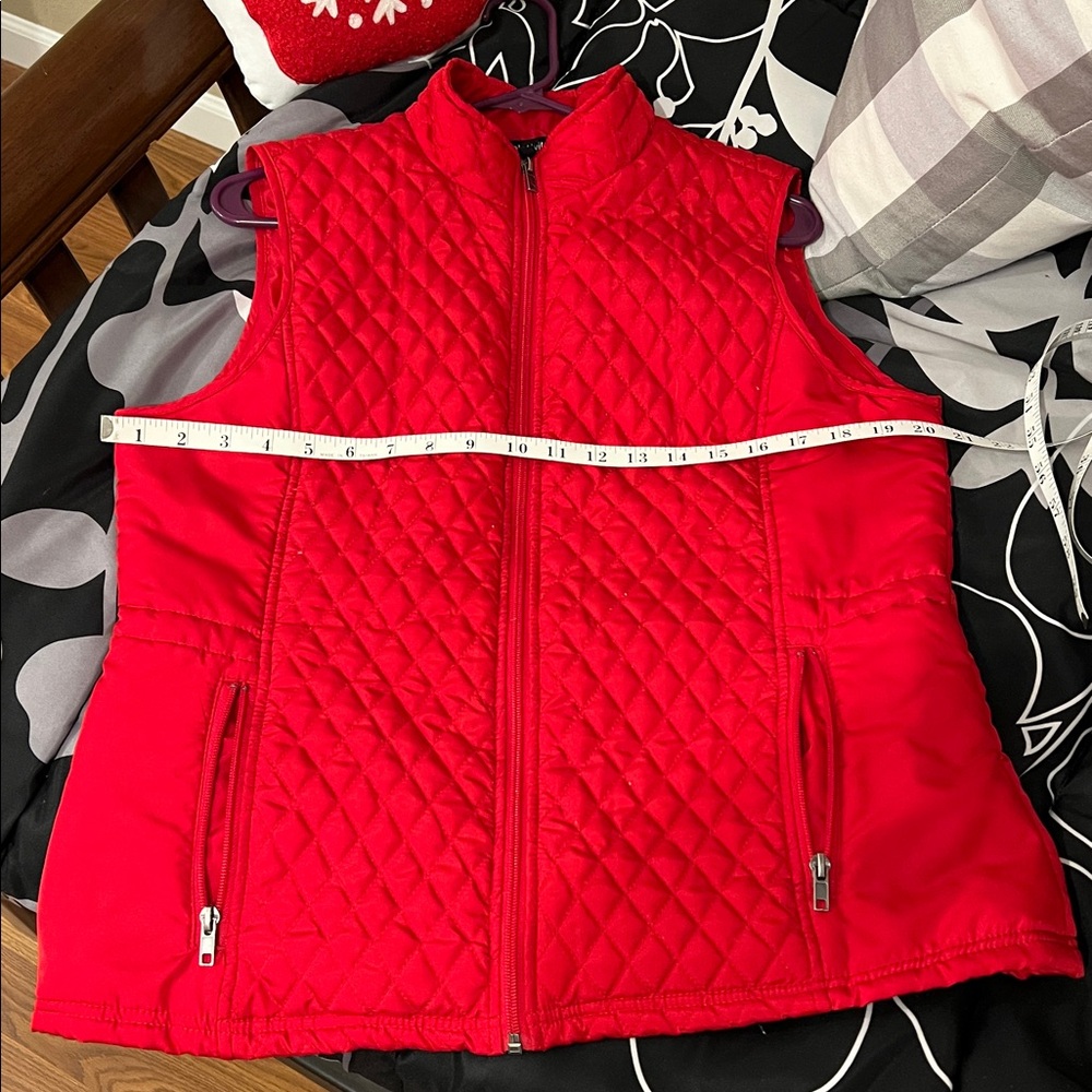 Relativity Lightweight Vest - Picture 4 of 5